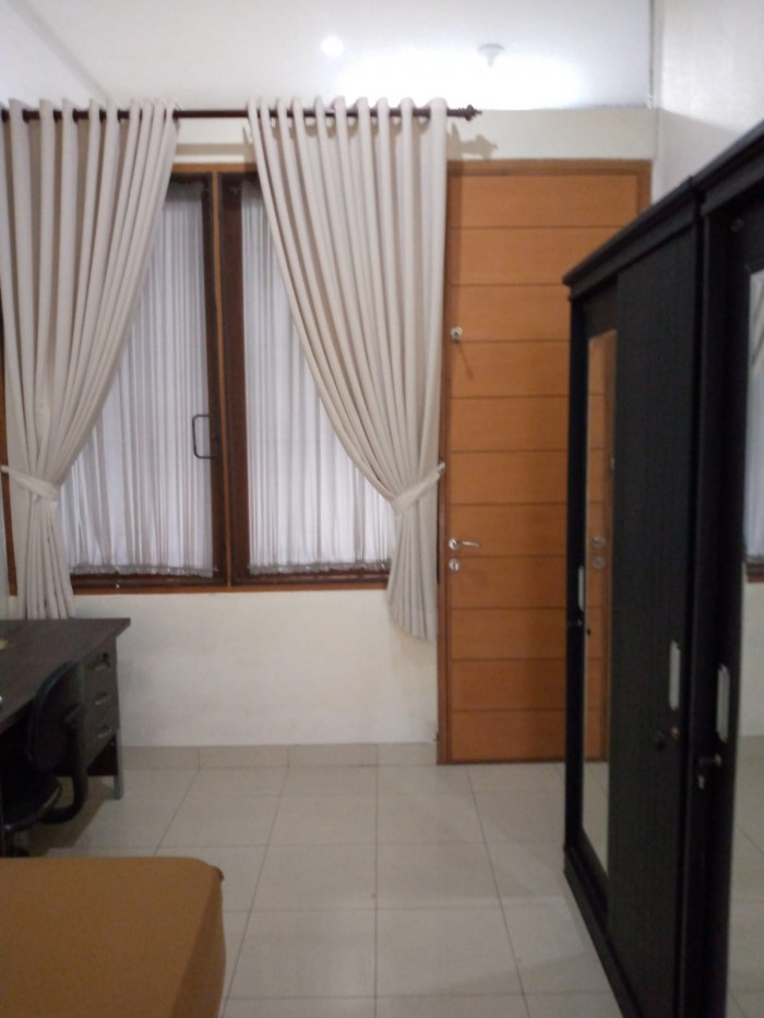 Rumah Disewakan Fully Furnished di Cluster Simpruk Lippo Cikarang